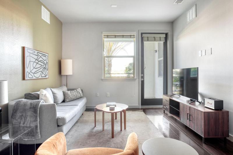 Playa Vista 2br w gym pool near beach LAX-1043 — отзывы гостей и цены