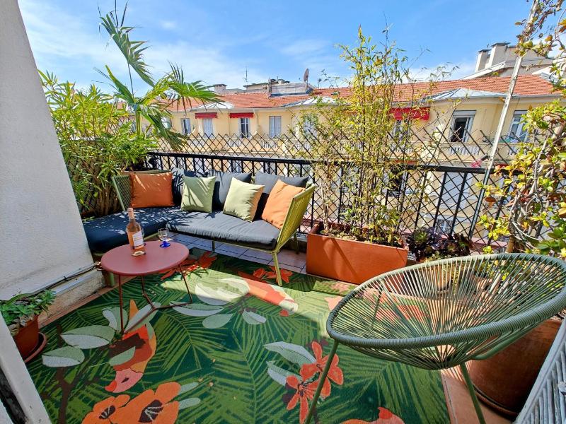 Cozy roof terrace near Promenade des Anglais - AC — забронировать отель в Николь