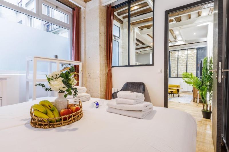 Spacious apartment - 2BR 6P - Republique — отель в Париже, Франция