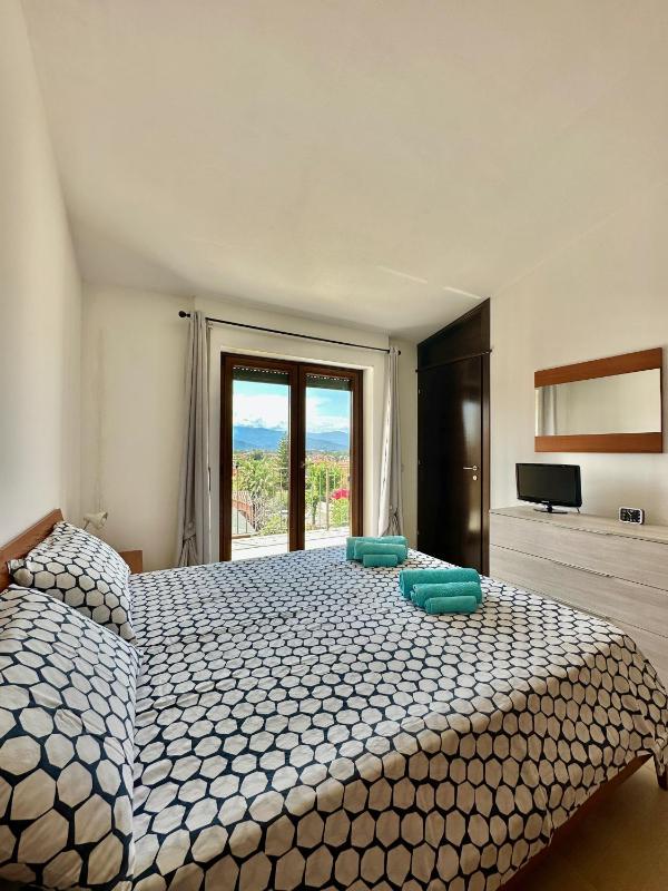 Jennas - Audrey ad Àrbatax - Lussuoso Appartamento Fronte Mare