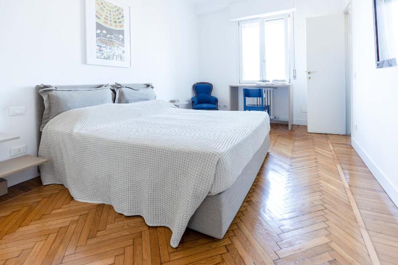 Milan Flat 5 min from Duomo with Park for small cars — отель в Милане, Италия
