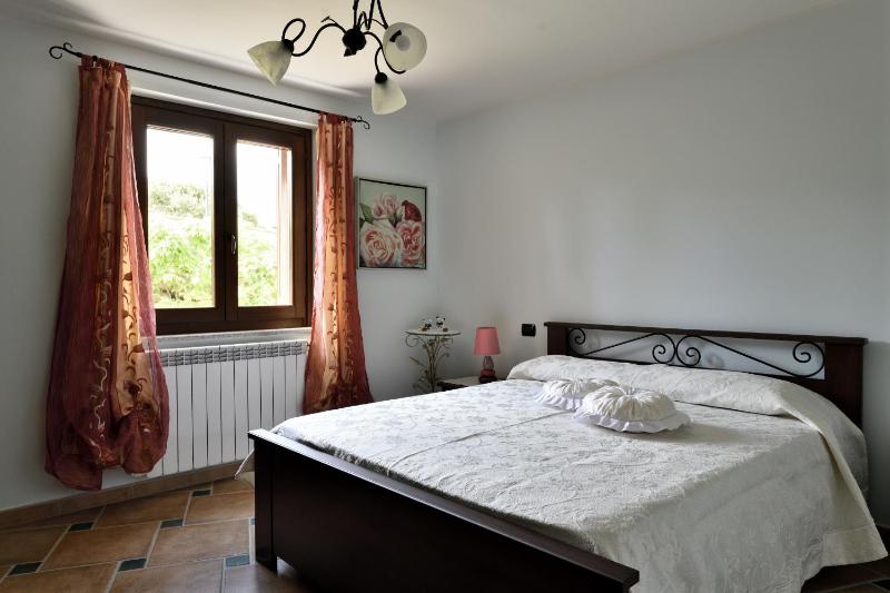Luciano2 a Tortolì - Moderno appartamento vista giardino