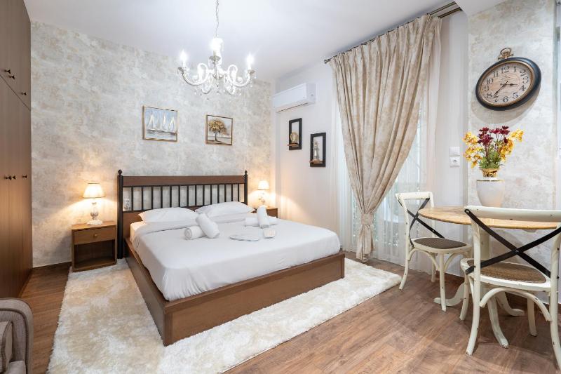 Evaggelismos metro st luxurious flat by MPS — забронировать отель в Афины