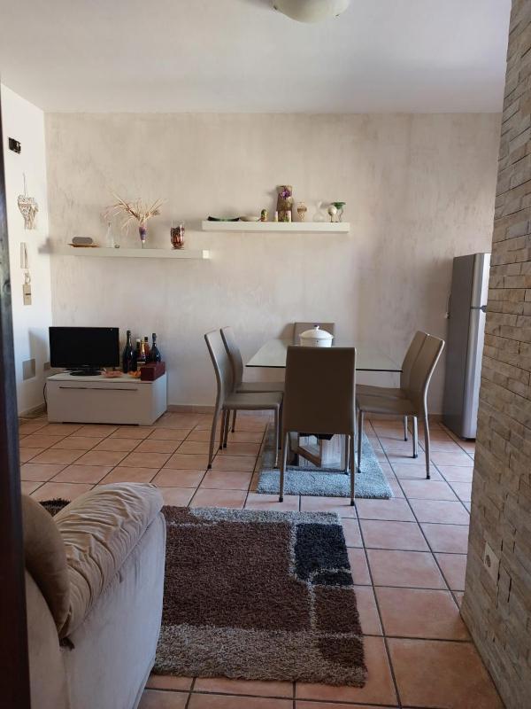 Valledoria Centro - Elegante Appartamento con Terrazza