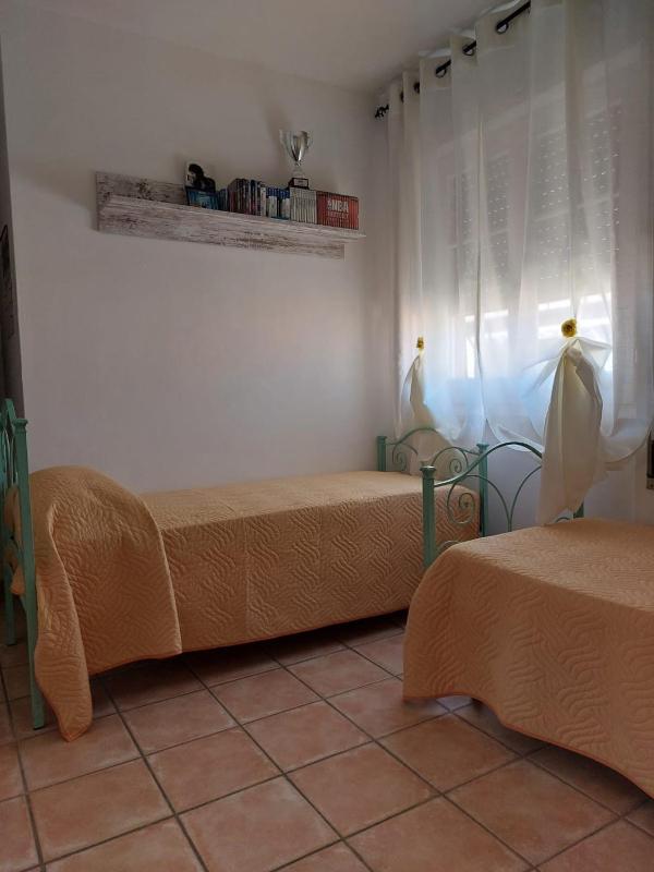 Valledoria Centro - Elegante Appartamento con Terrazza