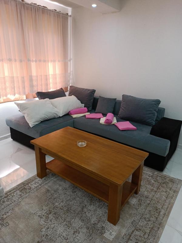 Цены на TLM Apartments в Будва