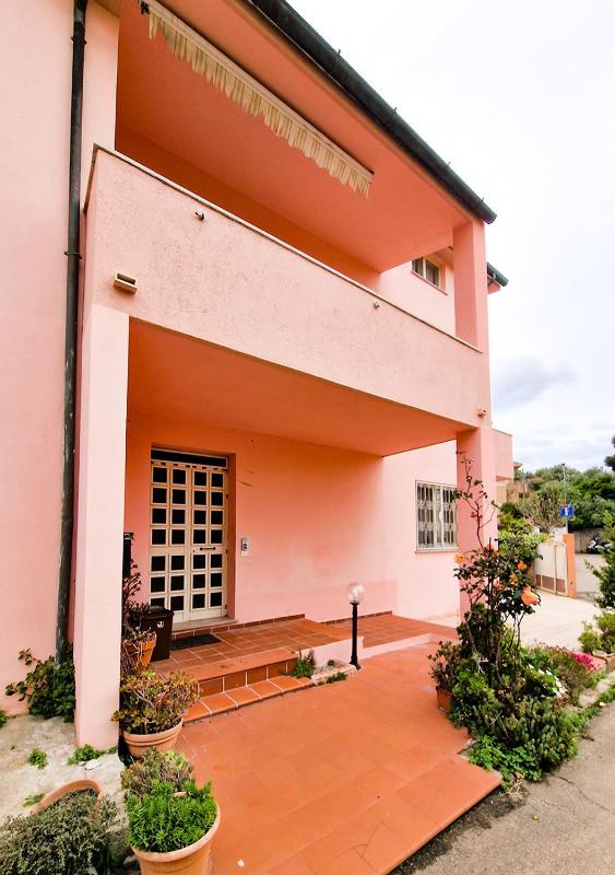 Residenza Turati a La Maddalena - Spazioso con Terrazza