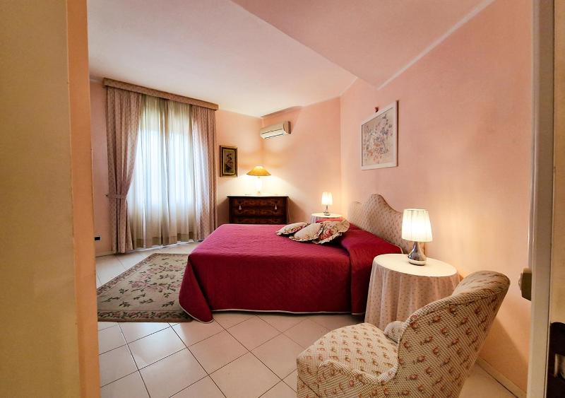 Residenza Turati a La Maddalena - Spazioso con Terrazza