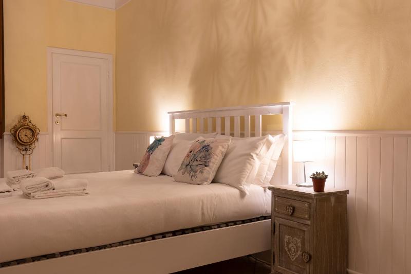 Цены на San Niccolo Elegant Apartment в Флоренции