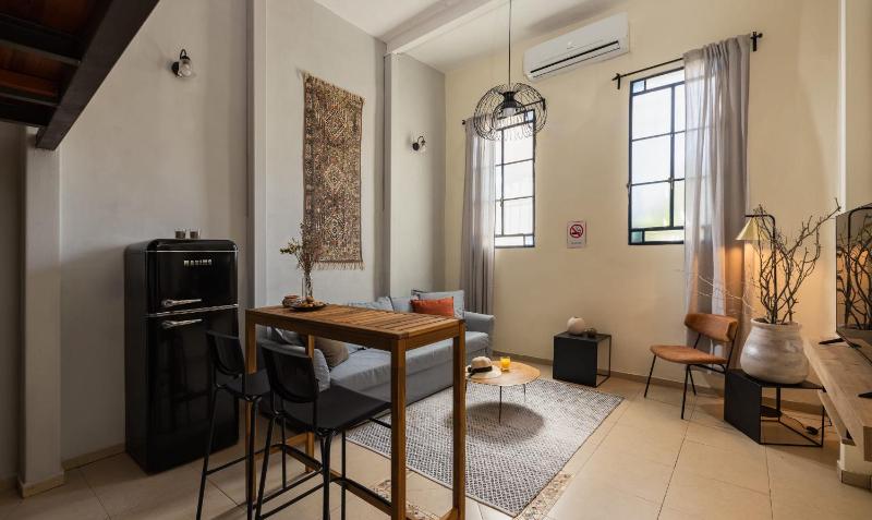 By the beach cozy apt — отзывы гостей и цены