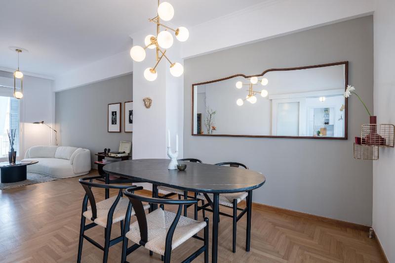 Mable - A Stylish Athenian Abode — отель с удобствами в Афины