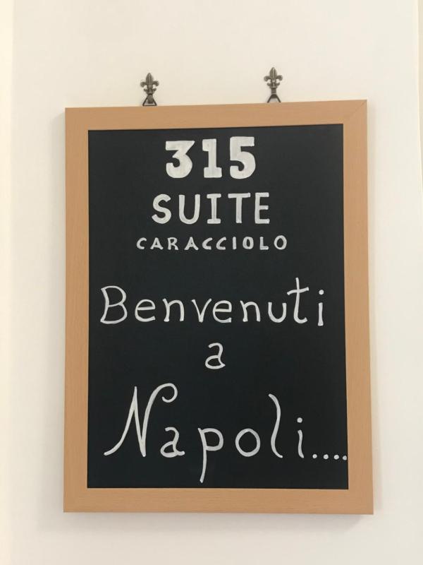 Suite Caracciolo 315 — комфортный отель в Неаполе