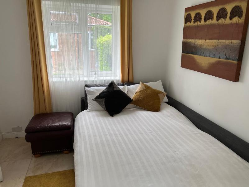 Dannifar Guest House — забронировать отель в Лондоне