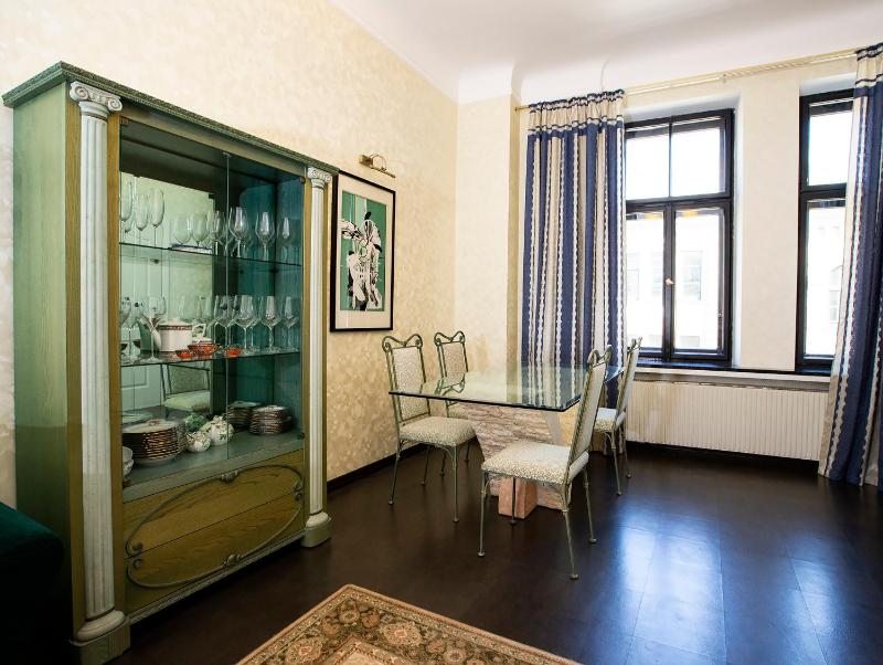 Near President Palace — отель в риге, Латвия