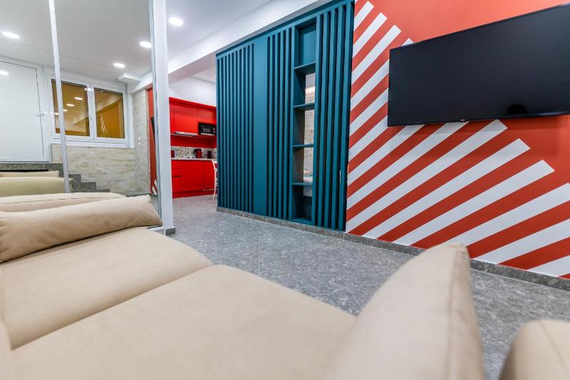 Bright Apartment In The Center VIPGreece — отель в Афины, Греция