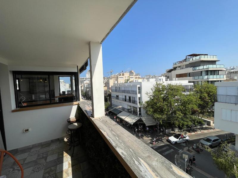 Bograshov Rooftop Apartment — отель с удобствами в Тель-Авиве