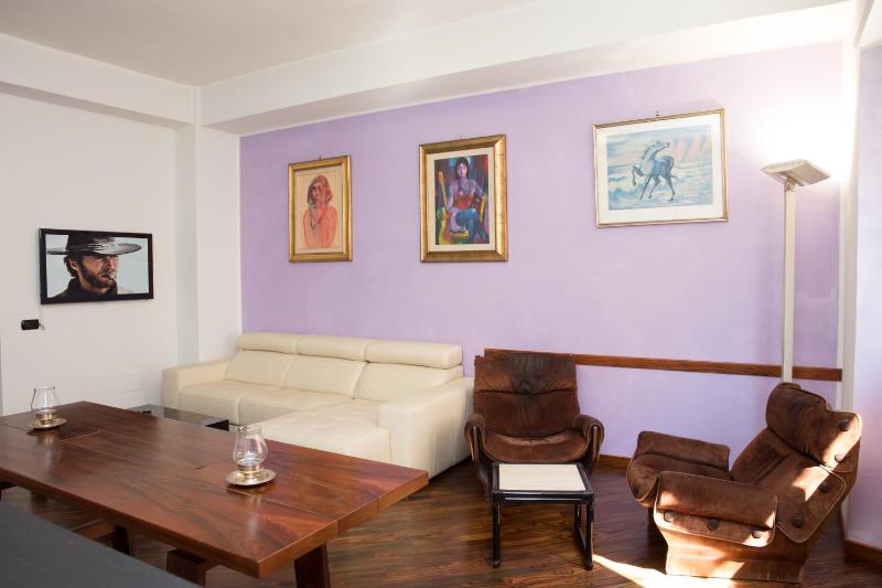 Domus Regis a Cagliari - Camere con colazione italiana