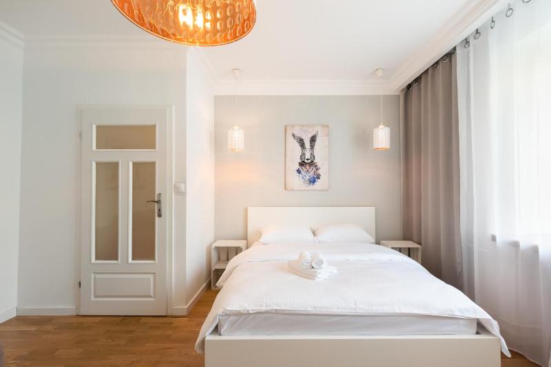 Ogrodowa White Apartment — отель с удобствами в Варшаве