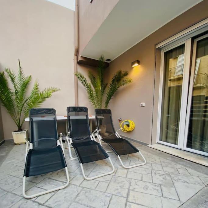 Puccini's House a Selargius - Spazioso appartamento con giardino