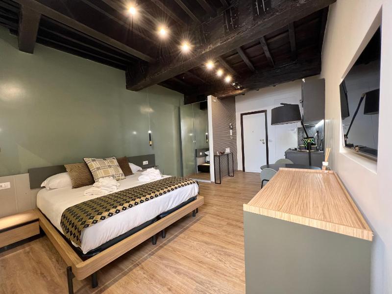 Casa Orchidea — забронировать отель в Риме