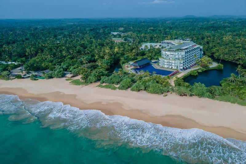 Sheraton Kosgoda Turtle Beach Resort — отель в удобной локации в Бентота