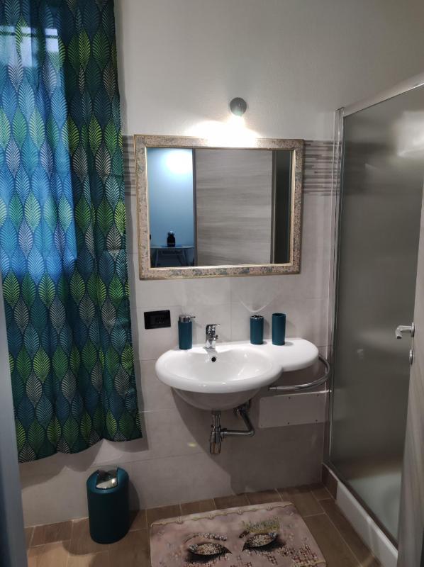 A Casa di Lina a Olbia - Guesthouse con giardino