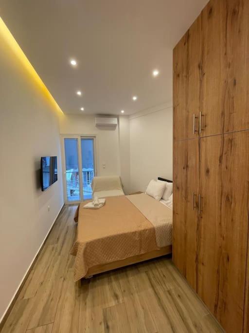 Pangrati-Brand new luxury central studio — отель в Афины, Греция