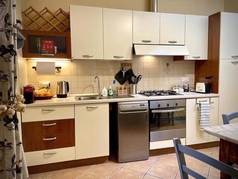 Eat Sleep and Wander a Bosa - Casa Storica Centrale