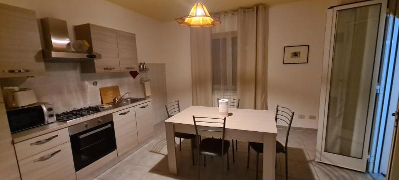 Kolbe's House a Siniscola - Spazioso Appartamento con Vista Città