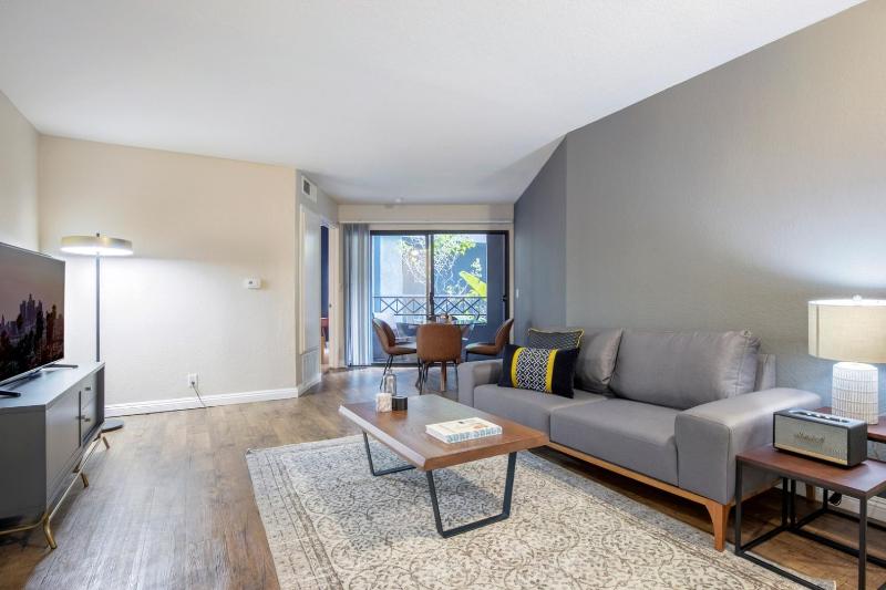 Sawtelle 1BR w Community Area nr downtown LA LAX-110 — отель в Лос-Анджелесе, Соединенные Штаты Америки