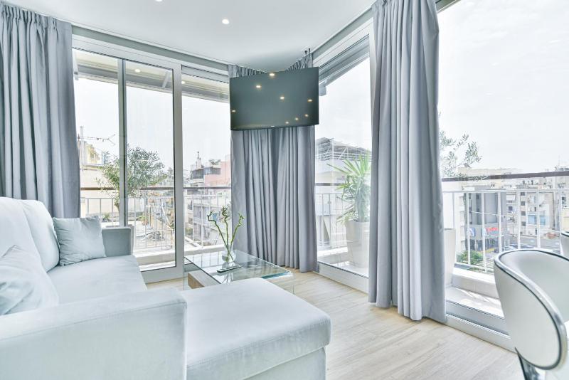 Glassy Apartment — отель с удобствами в Афины