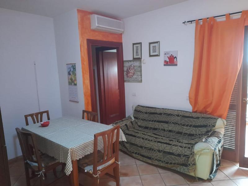 Strategico Ungaretti a Olbia - Appartamento con Balcone