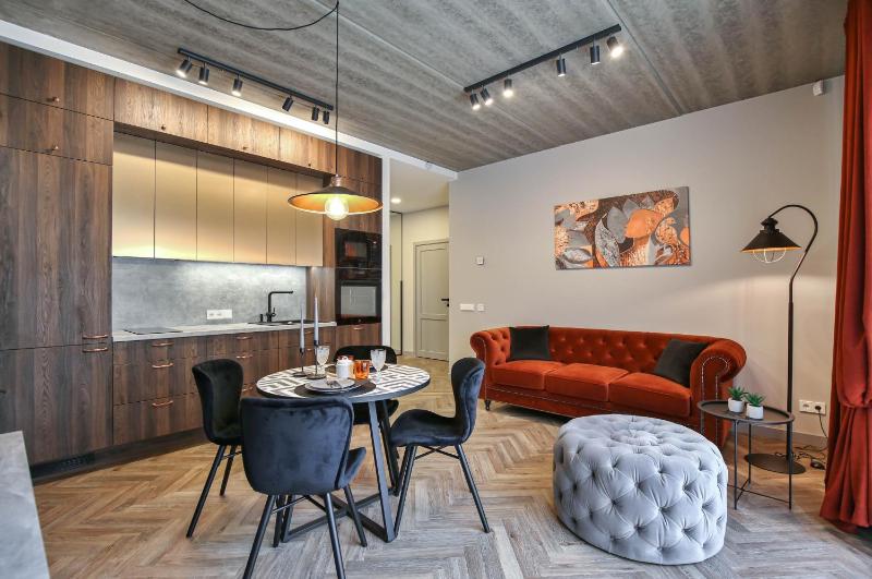 Cohost I Nicely Designed NEW Apt w-Garage Parking & Self Check-in — отель с удобным расположением в Вильнюсе