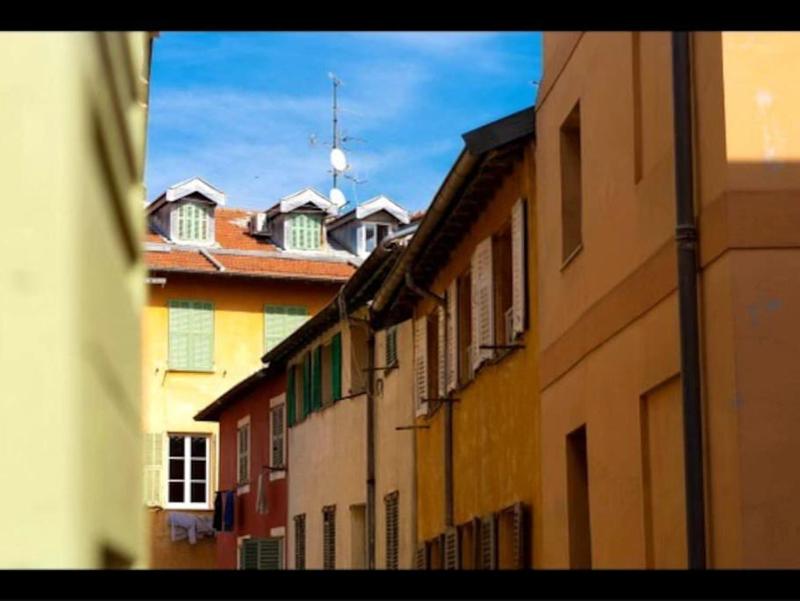Charming Apartment in Nice — отель с удобствами в Николь