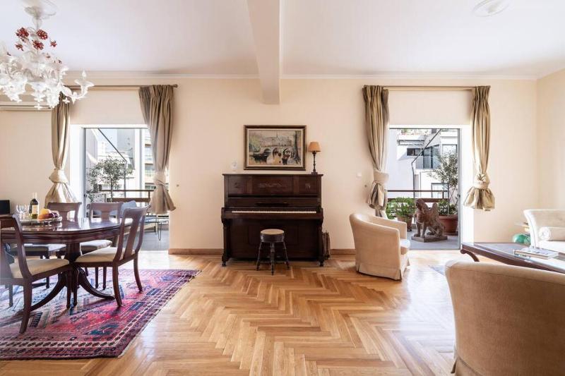 All time Classic: Pianist's 5th FL Apt @ Acropolis — отзывы гостей и цены