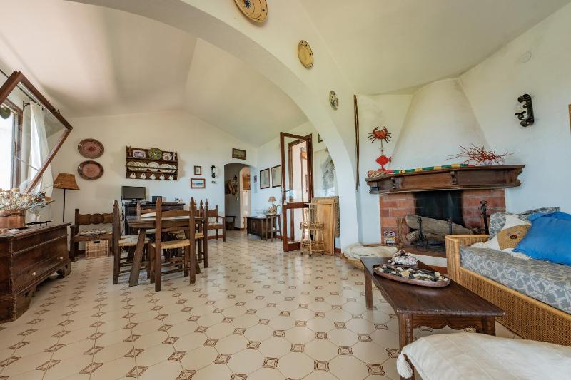 Villa Paradiso a Torre delle Stelle - Lusso e piscina privata