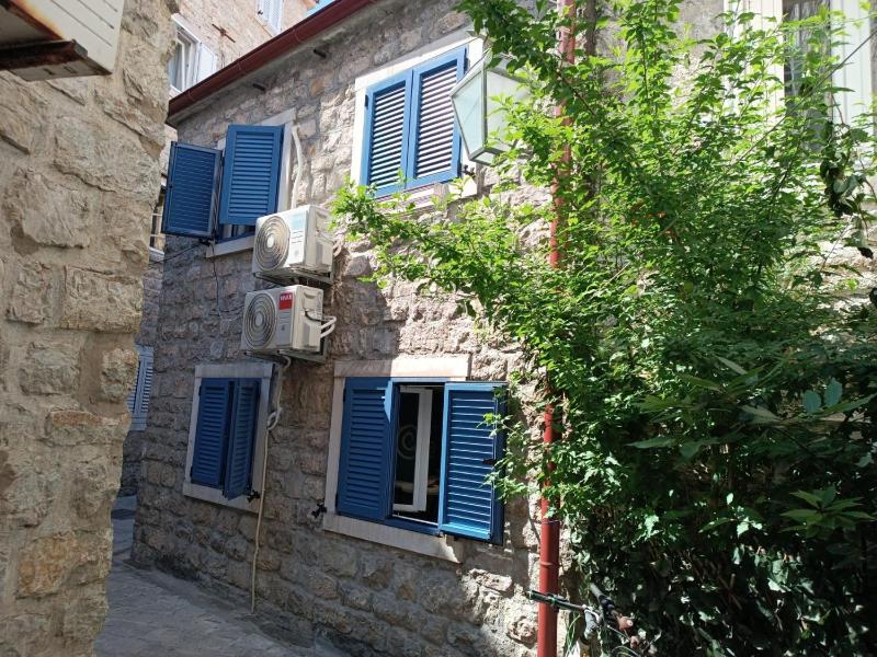 Studio Apartment Danka Old Town Budva — забронировать отель в Будва