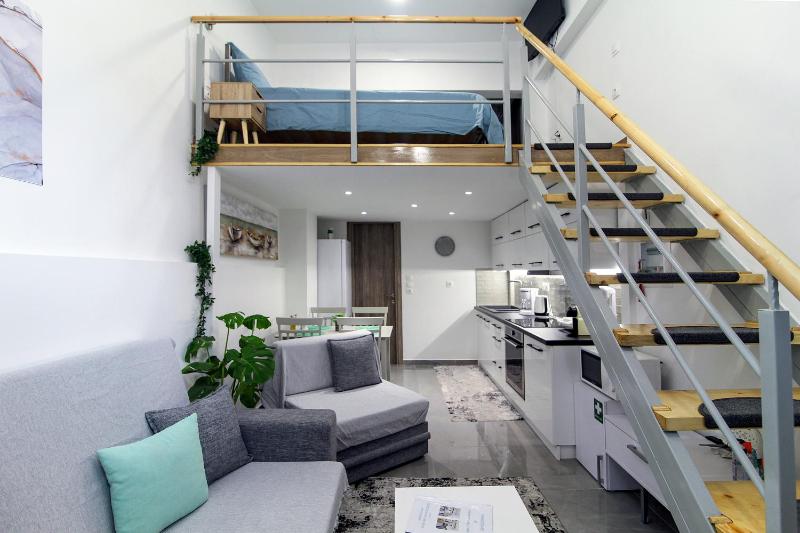 Dimosthenis_Loft1 — отель в Афины, Греция
