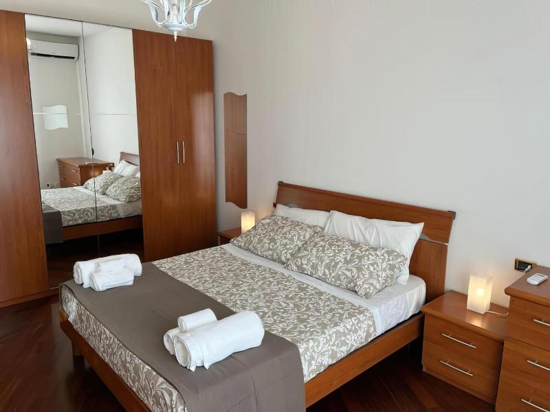 AL54 Apartment — отель с удобствами в Милане