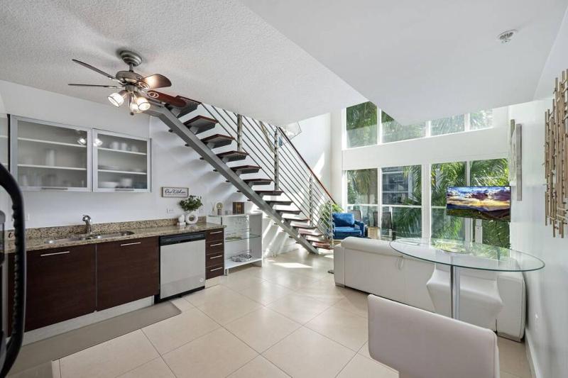 Brickell on the River Luxury Condo with 2 beds — отель с удобствами в Майами