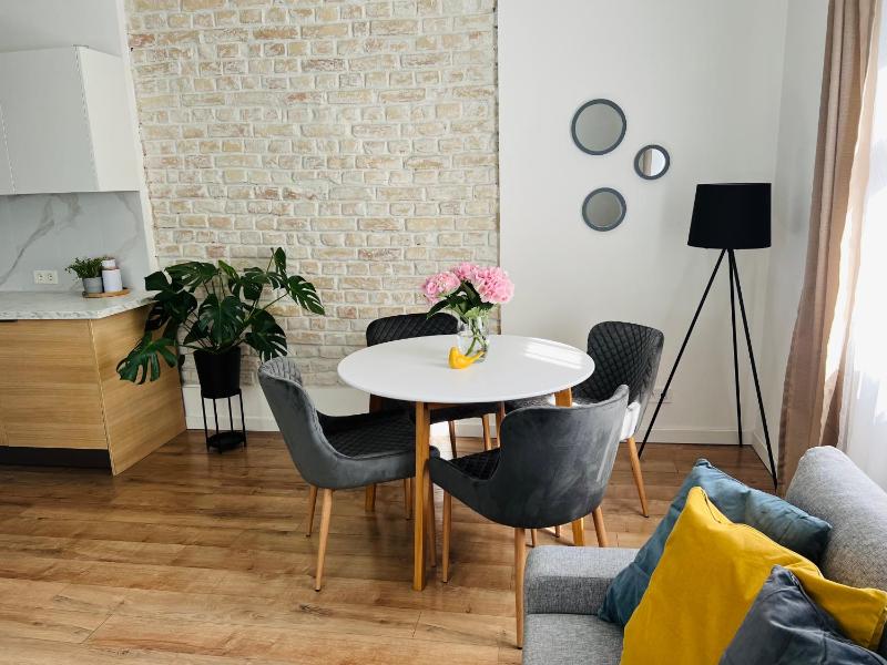 The Right Coast Apartment with free private parking — отель с удобствами в риге
