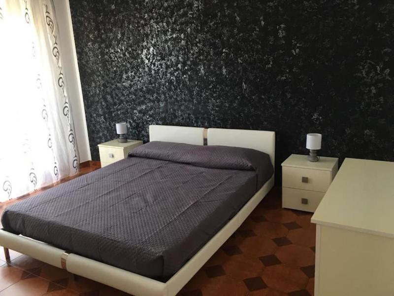 Casa Elena a Gonnesa - Spazioso Appartamento con Terrazza