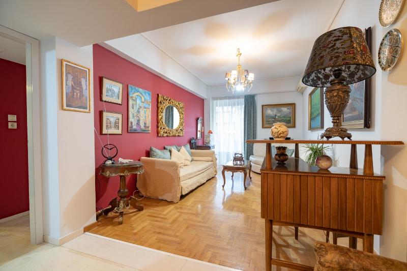 Ampelokipi 1 bedroom 3 persons apartment by MPS — отель с удобствами в Афины