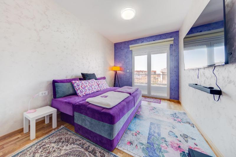 Цены на Plum Apartment в Подгорице