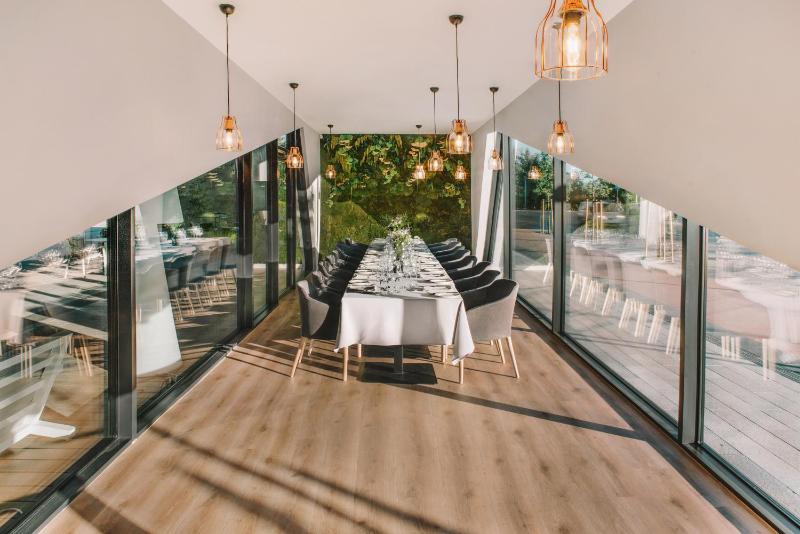 Сравните цены на Courtyard by Marriott Vilnius City Center в Вильнюсе