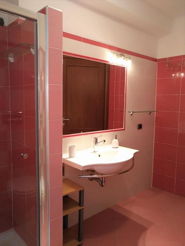 Alice B&B a Càbras - Confortevole B&B nel Centro Storico