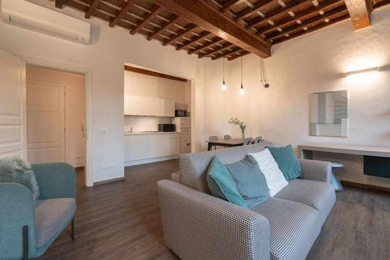 Elegant Green Apartment In San Gallo Firenze — отель с удобствами в Флоренции