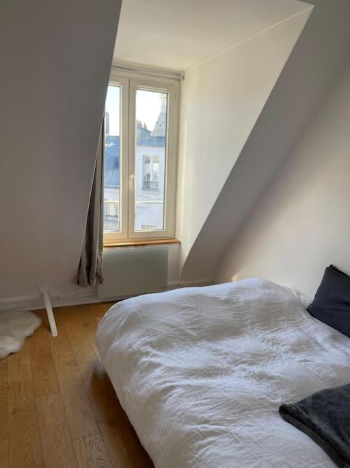 Charmant studio dans Paris — отель в Париже, Франция