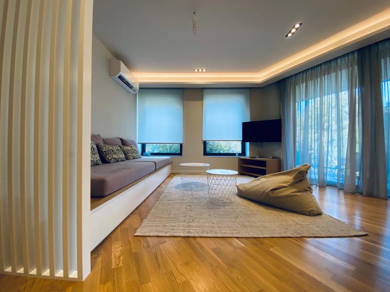 Acropolis Residence #Rooftop#360-Degree City Views #Unoblu — комфортный отель в Афины