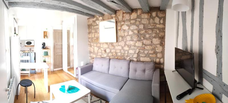 Studio charme Haut-Marais — отель с удобным расположением в Париже